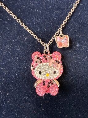 2015 Hello Kitty Swarovski Crystal Pendant Necklace Pink Leopard Sanrio RARE